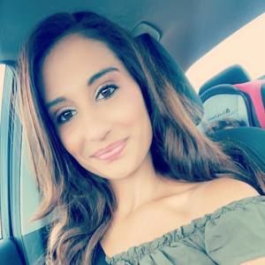 Meet your Posher, Kayla